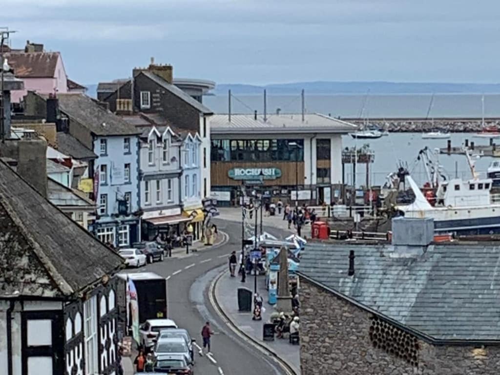 A Modern And Cosy Apartment Just Yards From Brixham'S Bustling Harbourside Extérieur photo